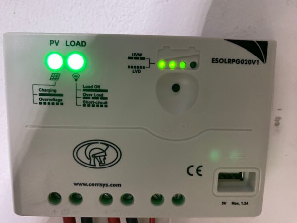 cargador solar CENTURION